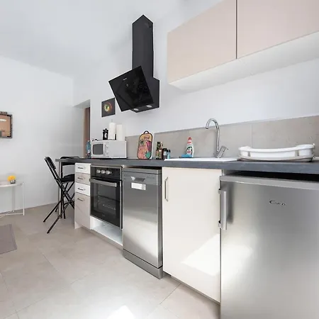 Fantastico 3 Apartment