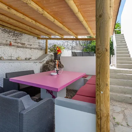 Fantastico 3 Apartment